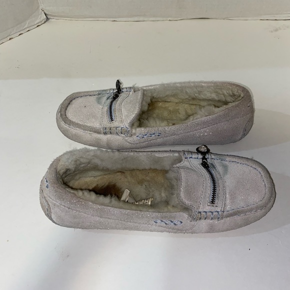 Ansley Charm UGG Moccasin Slippers Sz 7 - Picture 12 of 13